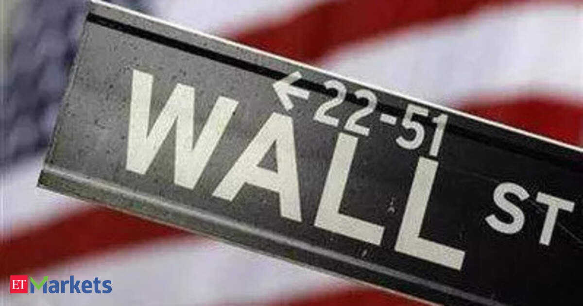 A Markets graphic from the Economic Times on 23 September 2026 covering Tuesday's mixed Wall Street close, used as the ThriveInMarkets morning analysis hero for Wednesday September 23 2026, when West Texas Intermediate November futures last printed about 89.40 dollars, overnight E-mini S&P 500 December futures sat near 7,840 against Tuesday's 7,764.27 cash close, and Xi Jinping arrived in the United States ahead of Thursday's White House talks