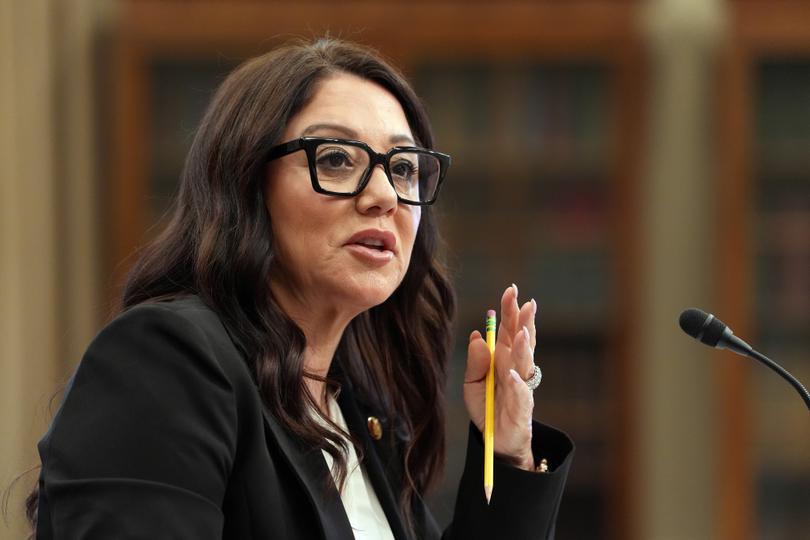 US Labor Secretary Lori Chavez-DeRemer announcing 401k rule change for alternative assets including crypto