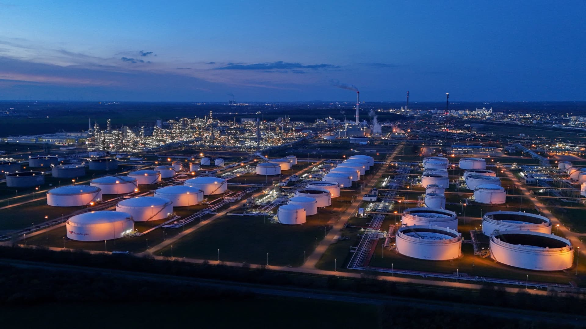 Oil price board at a petrol station during the Iran supply shock in April 2026